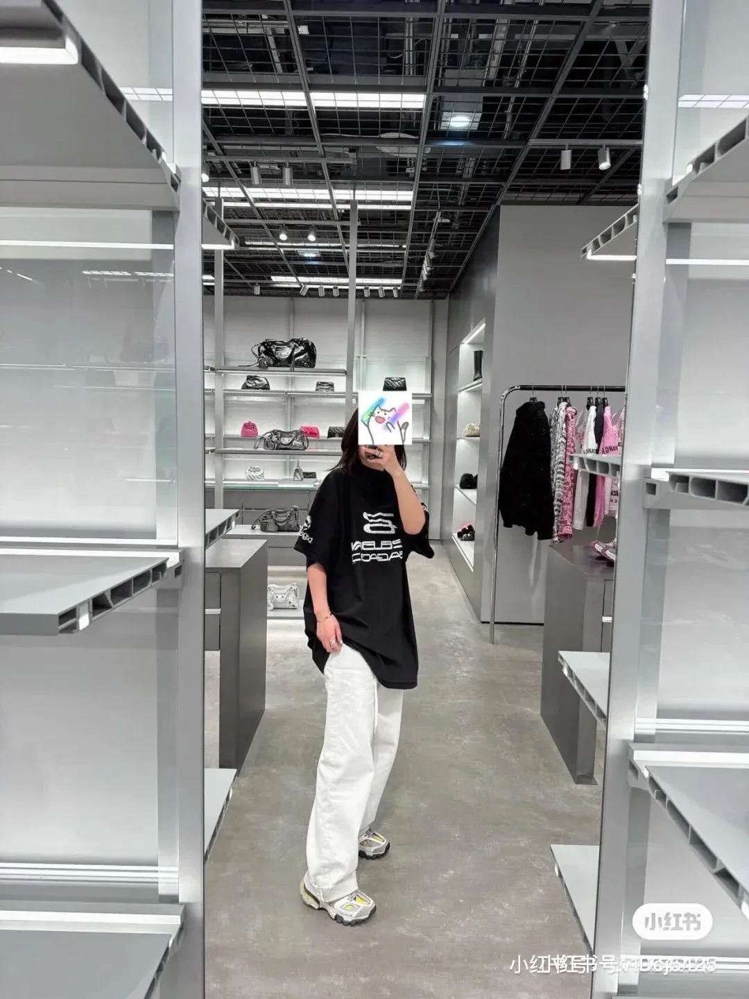 # Balenciaga/ # T Same Style